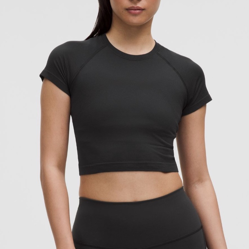 Lululemon cropped Swiftly